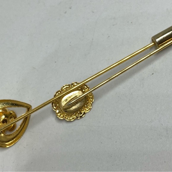 Heart Hat Pin with Red Stone​ - Picture 5 of 7